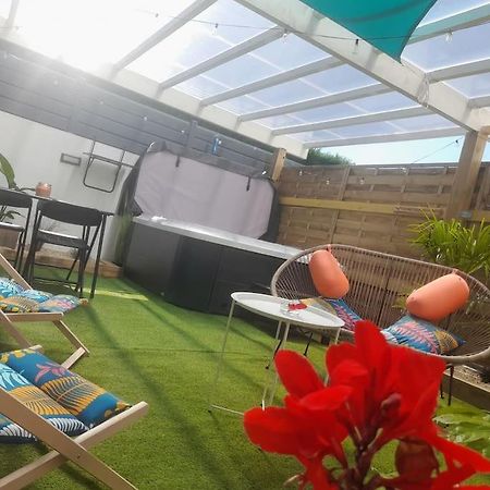 Maison 4Pers Avec Jacuzzi Privatif Couvert Proche Ocean Brem-Sur-Mer Luaran gambar